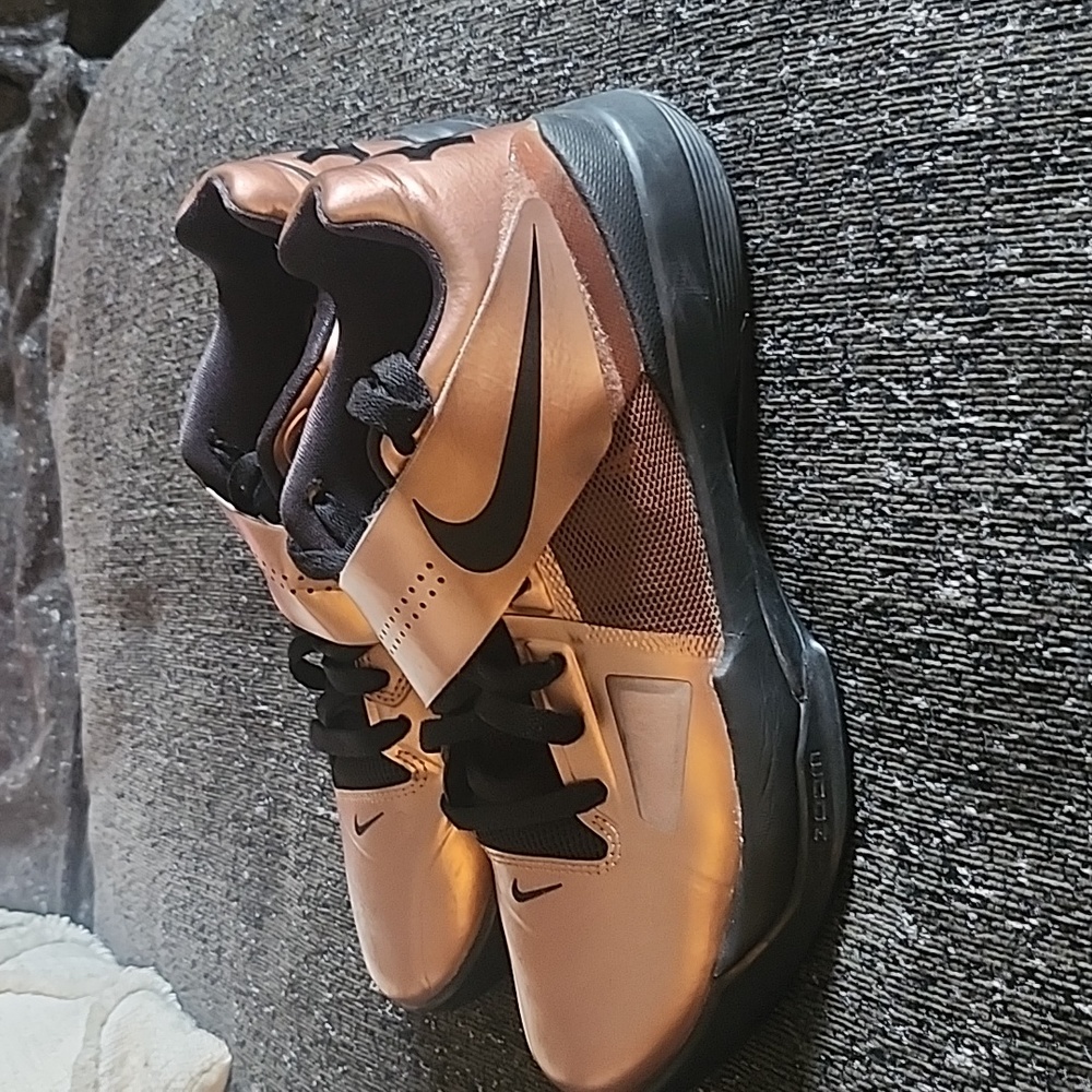 Nike KD Keven Durant Rose Gold Women's 8